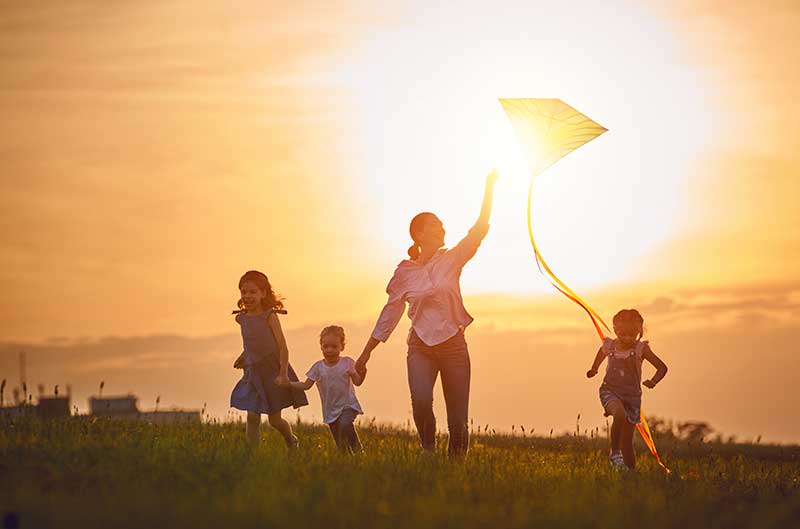 3 Ways to Make Your Kids Interested in Playing Outside