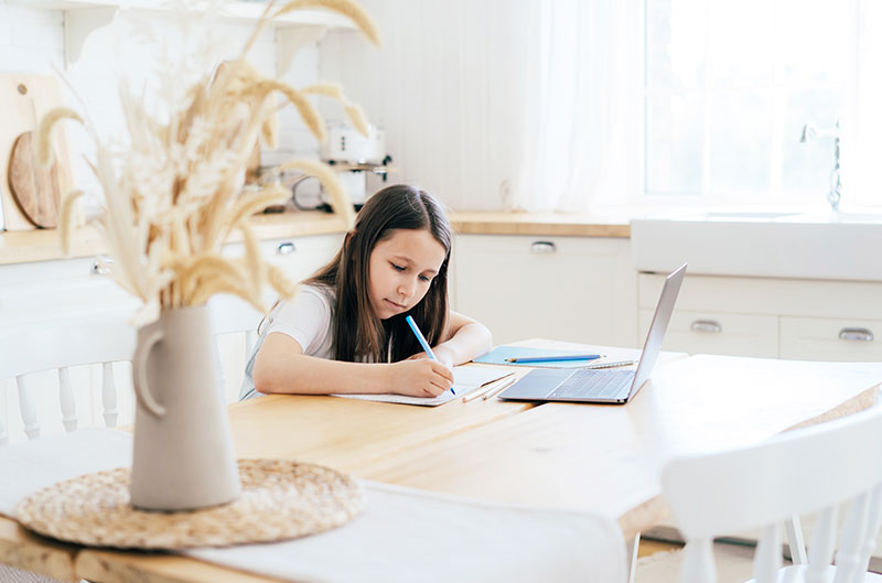 How to Keep The Spirit of Play Alive During Distance Learning